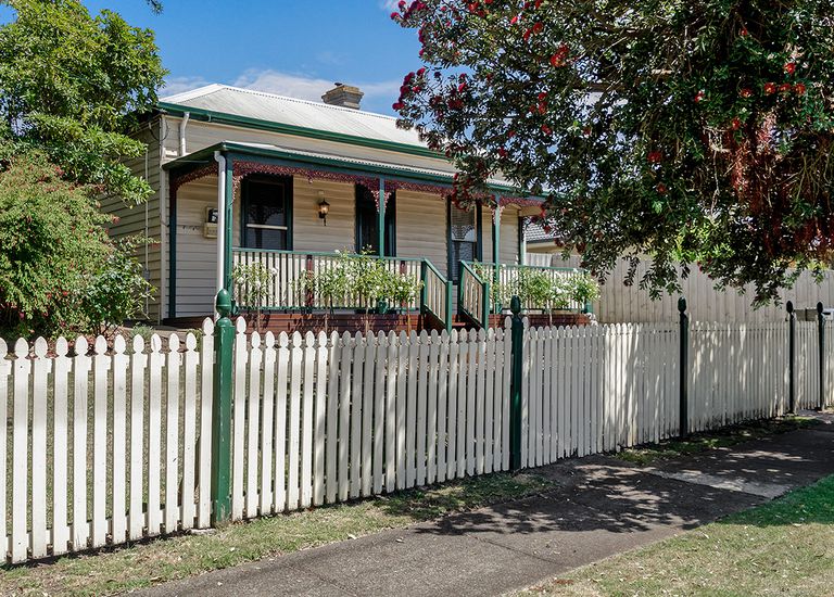 13 Browning St, Portland