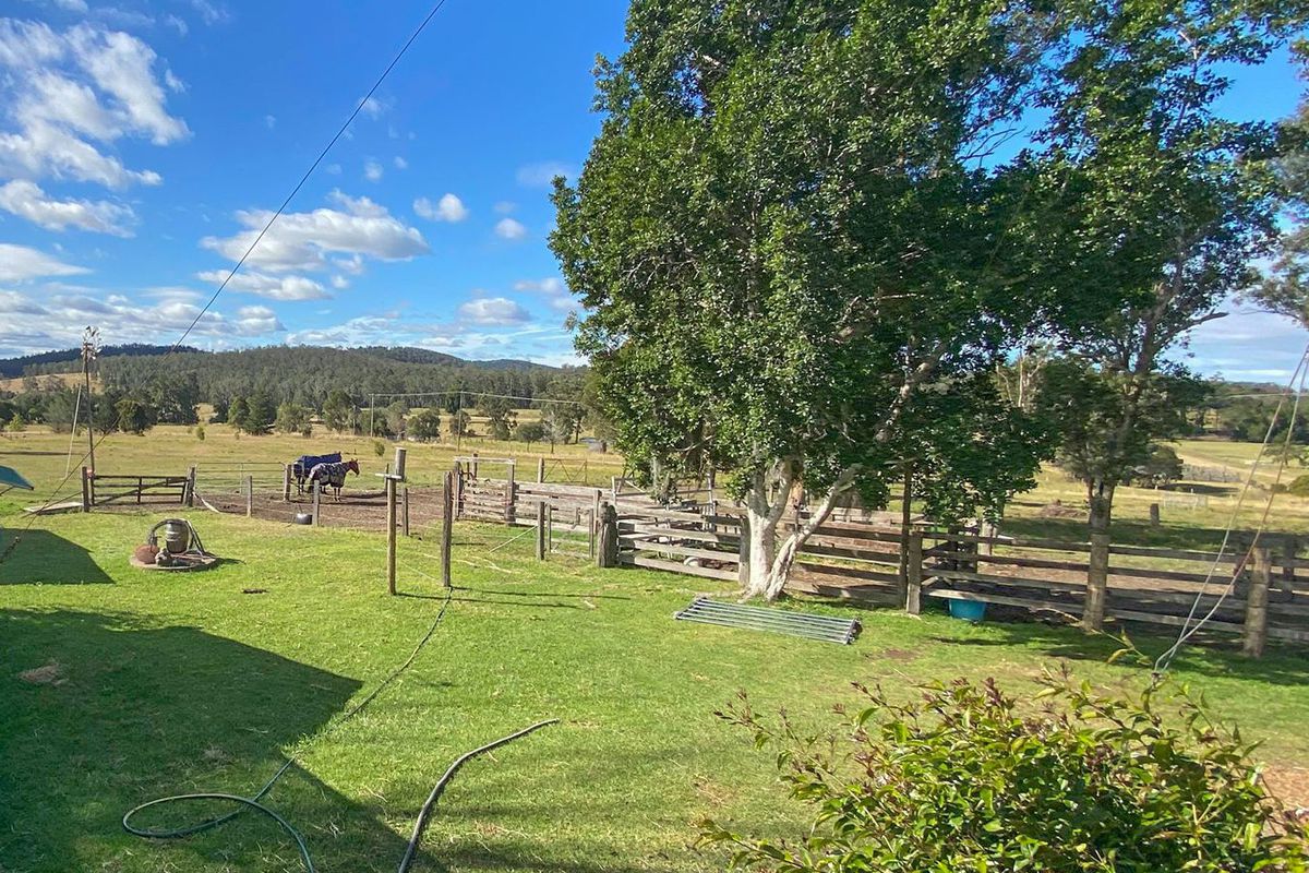 424 Careys Road, Hillville