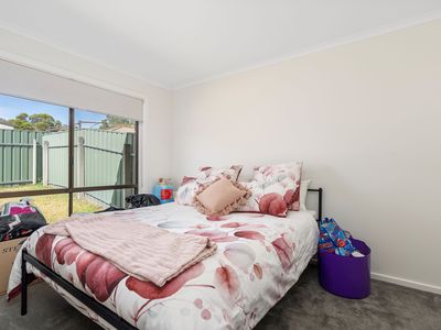 2 / 12 McMAHON PLACE , Wodonga