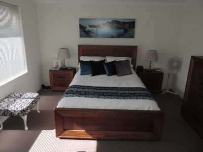 16 Venulosa Avenue, Halls Head
