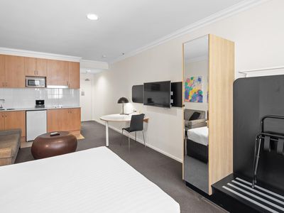 422 / 305 Murray Street, Perth