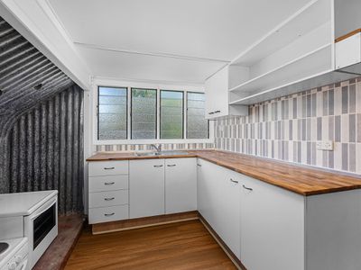 142 Blackstone Road, Silkstone