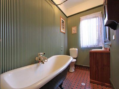 6 Banksia Street, Windang