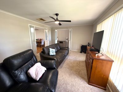 15 Henry Street, Yenda