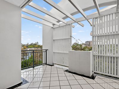 27 / 112 - 118 Oxlade Drive, New Farm