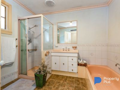 6 Larritt Street, Bendigo