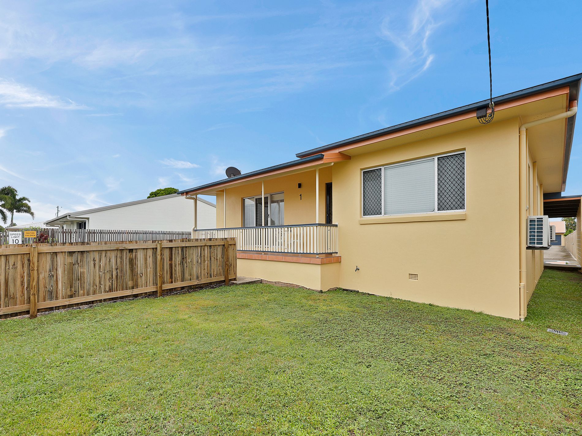 1 / 390 Bridge Road, West Mackay