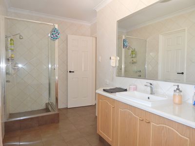 11A Brighton Road, Scarborough