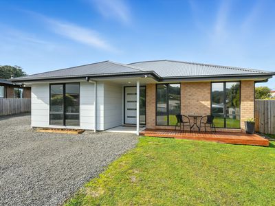 10 Fritton Drive, Dover