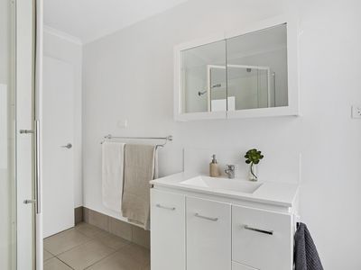 1 / 33 Beach Road, Margate