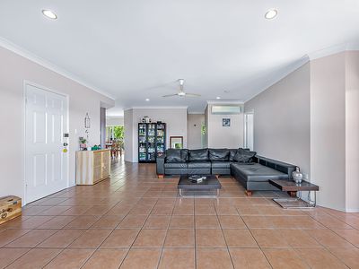 21 / 24 Pandanus Drive, Cannonvale