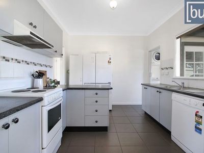 32 Howlong Rd, Rutherglen