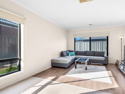 5 Capricornus Crescent, Tarneit
