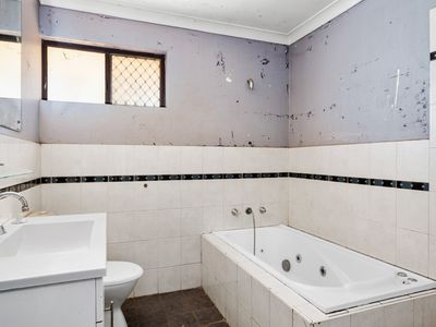 22 Phoenix Place, South Kalgoorlie