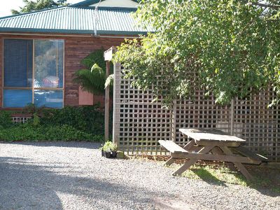 6 Bakers Creek Road, Lucaston
