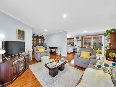 1 / 77 Somerset Drive, Sunshine North