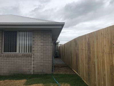 6 Dennis Street , Walloon