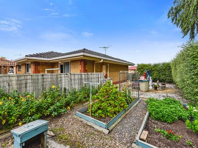 1 / 10 Third Street, Millicent