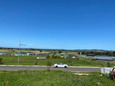 9 Beauty Street, Calderwood