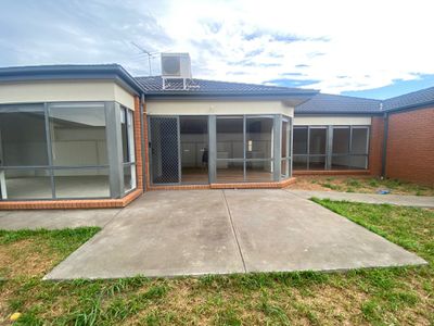 6 Braid Court, Truganina