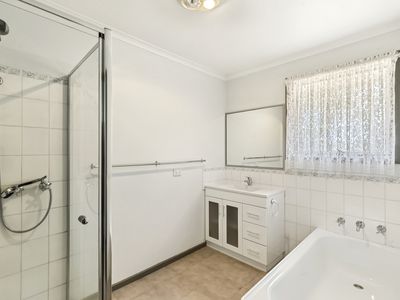 15 Delatite Road, Seymour