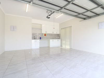 6 McQuoids Road, Flat Bush