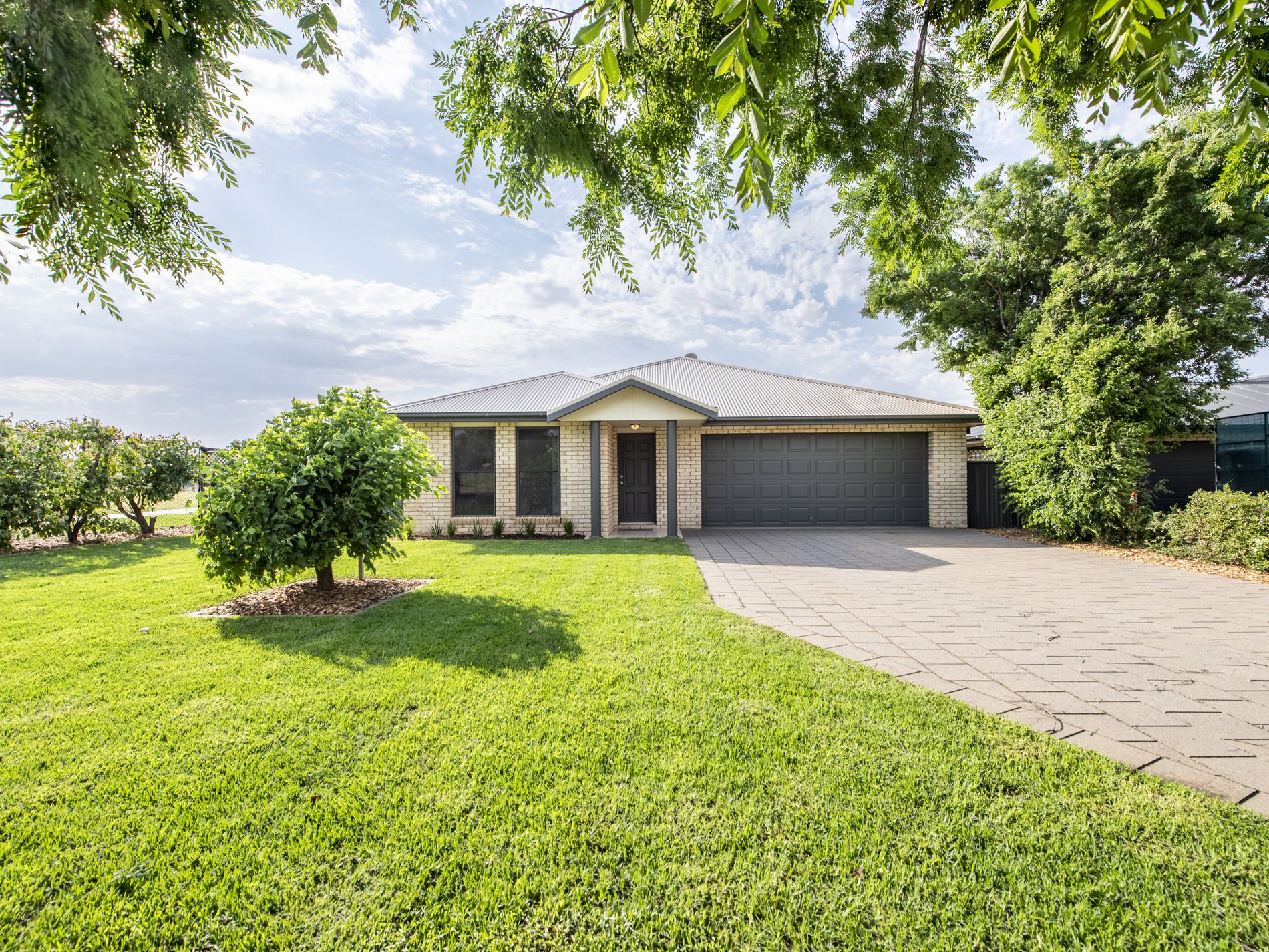 8 Ashlundie Crescent, Dubbo