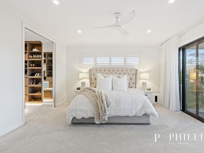 2566 Cressbrook Drive, Hope Island