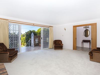 17 Treetops Crescent, Mollymook