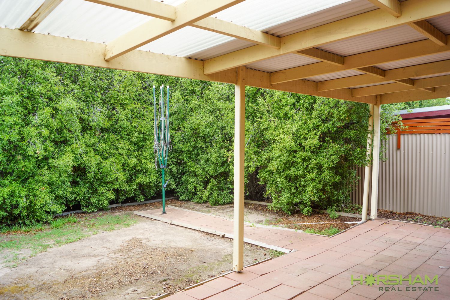 6 Royal Court, Horsham