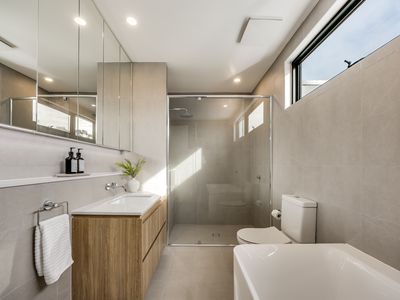 1 Cypress Crescent, Glenside