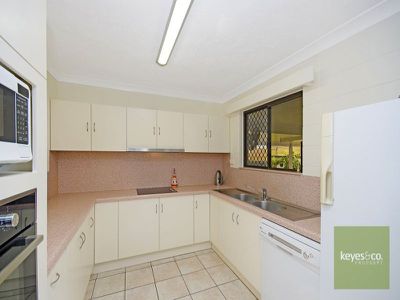 6 Banyan Court, Annandale