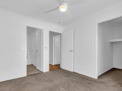 1/3 Rose Crescent, Fitzgibbon