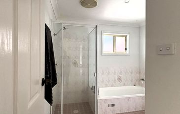 5 Government Road, Summerland Point