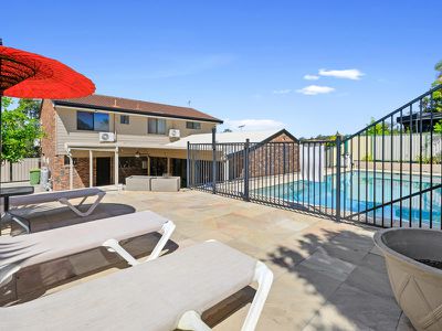 12 Belmore Drive, Rochedale South
