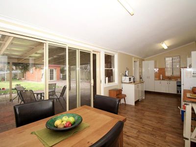 180 George Street, Bathurst