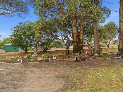 18 Crichton Road, Mount Seymour