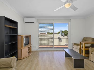 6 / 57 Railway Parade, Clayfield