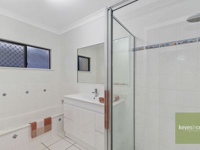 9 Perisher Court, Mount Louisa