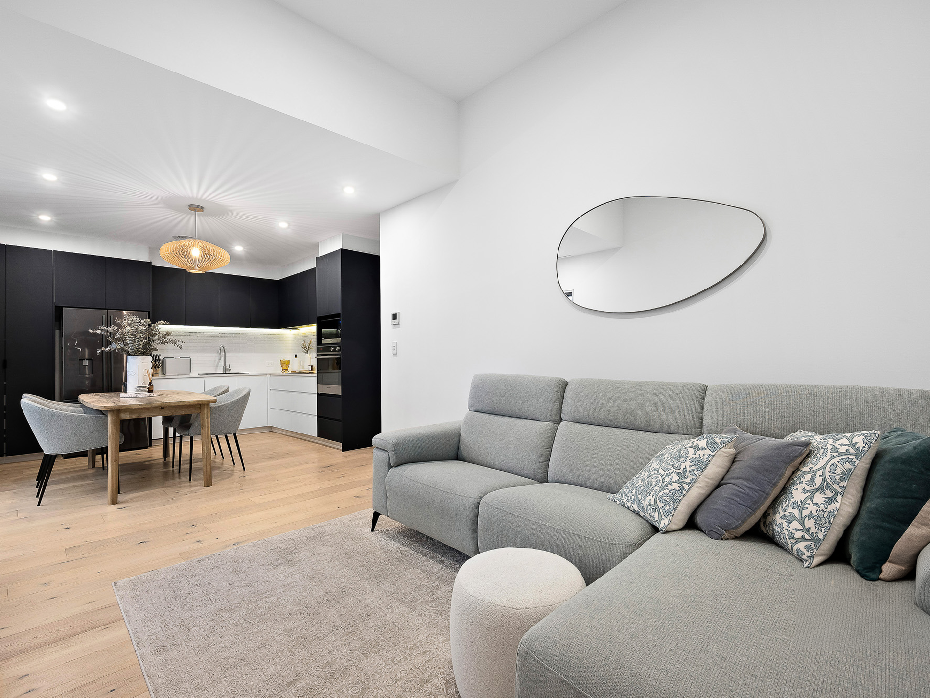 76 Pentland Parade, Yarraville