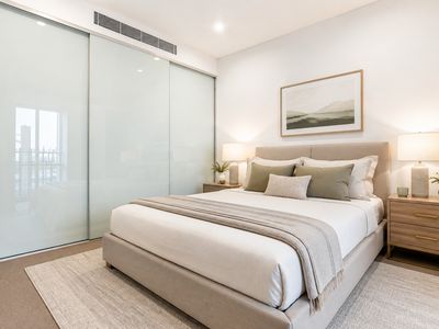 533 / 3 Maple Tree Road, Westmead