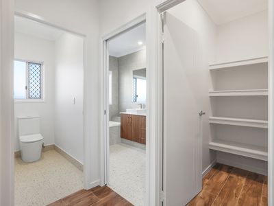 99 Logan Road, Innes Park