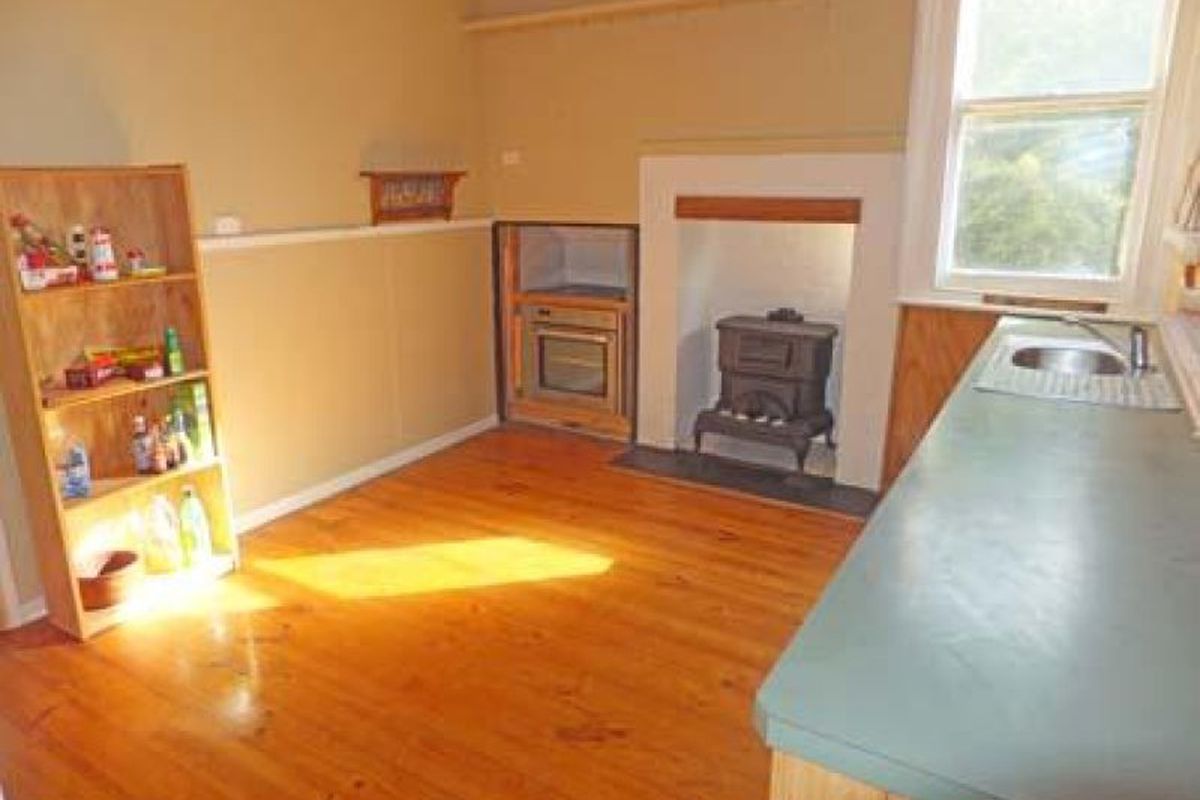 16 Ryrie Street, Stanhope