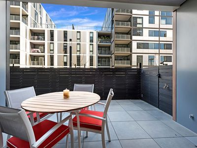 2 / 8B Evergreen Mews, Armadale
