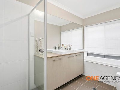 27 Peninsula Avenue, Haywards Bay