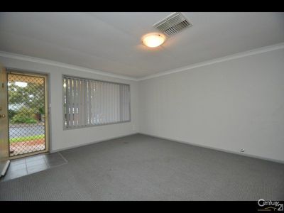 1 / 39 Bell Ave, Dubbo