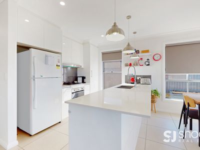 7 Mangrove Crescent, Dubbo