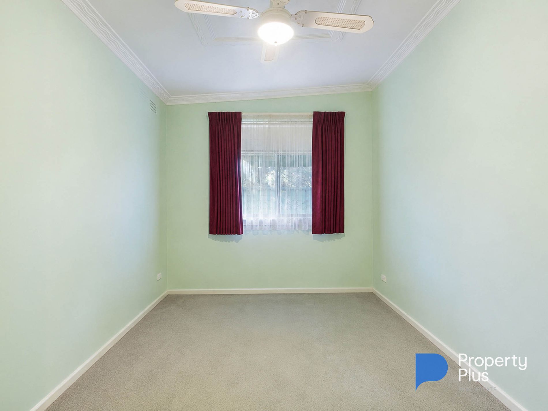33 Weeroona Avenue, White Hills