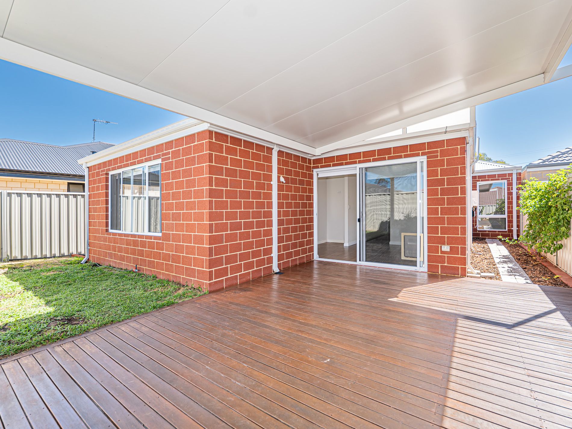 66 Lancaster Loop, Piara Waters