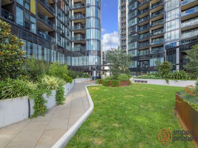 1506 / 2 Grazier Lane, Belconnen